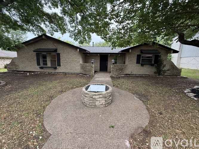 Source URL: https://prod-avail.s3.amazonaws.com/public_images/40355926/listing/IMG_5700.jpeg