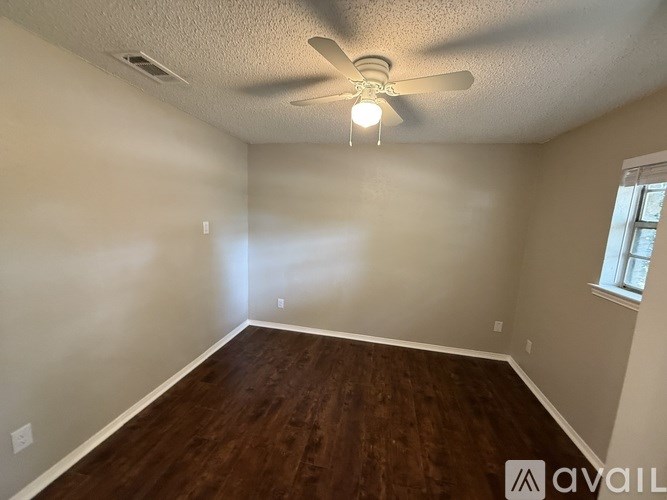 Source URL: https://prod-avail.s3.amazonaws.com/public_images/40440235/listing/IMG_5641.jpeg