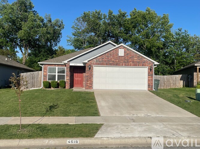 4616 West Hoover Loop 3 Beds Apartment, Single Family Home for Rent - Photo gallery 1