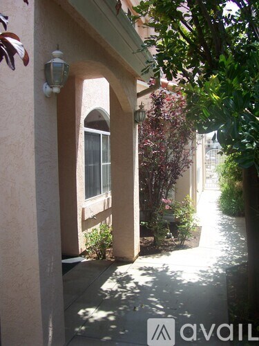 3653 Third Avenue 2-4 Beds Apartment for Rent
