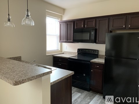 533 E Orange St 1-4 Beds Apartment for Rent