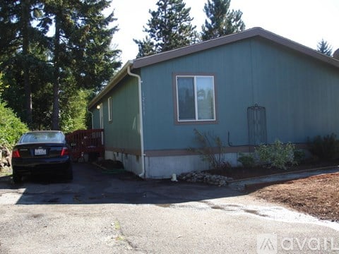 12613 NE 190Th St 2-3 Beds Apartment for Rent