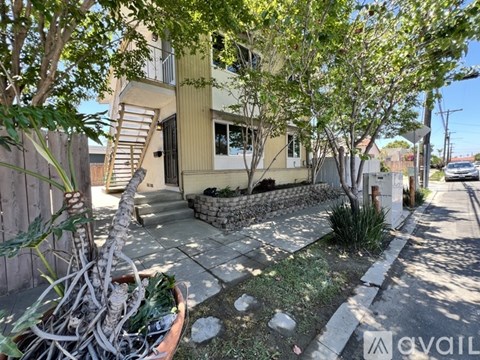 3133 Dwight St 2 Beds Apartment for Rent