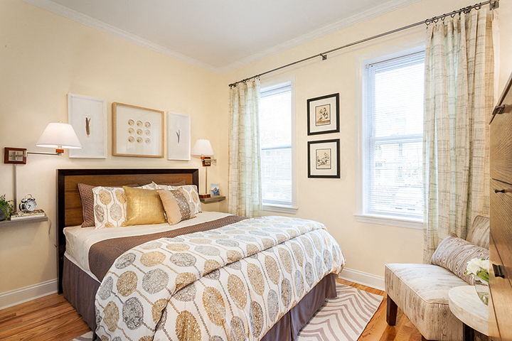 Charles Chauncy - Nice and Bright in the Master Bedroom