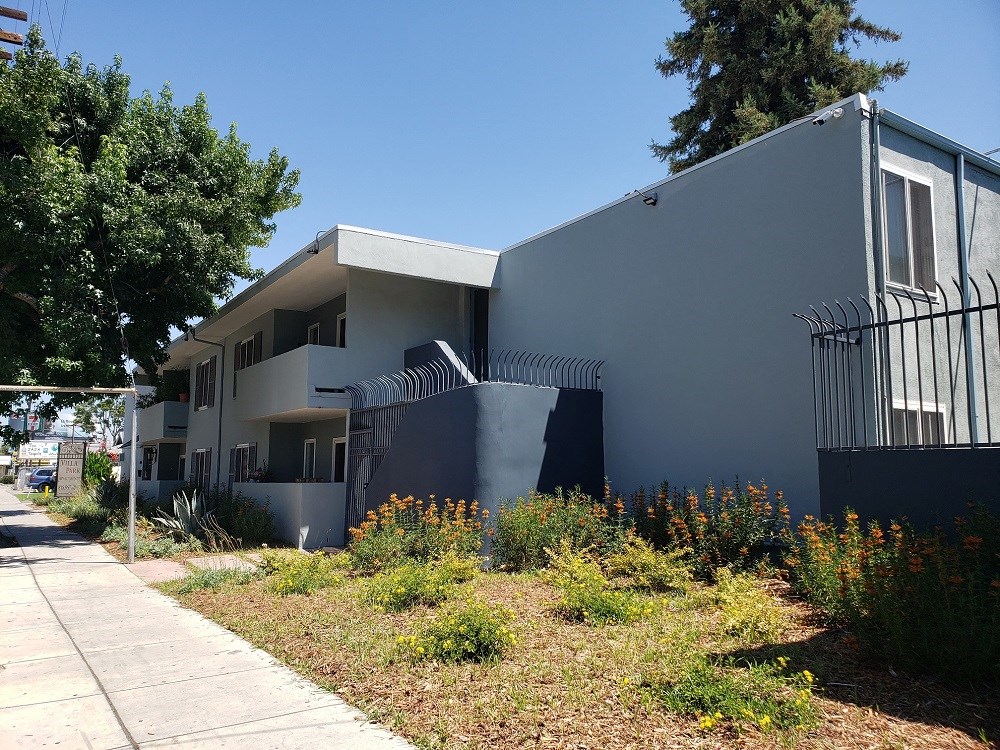 Villa Park Apartments