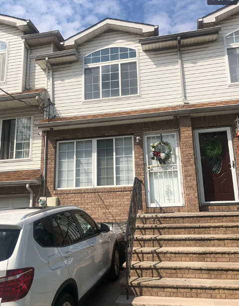 51 Grant St 3 Beds Apartment for Rent