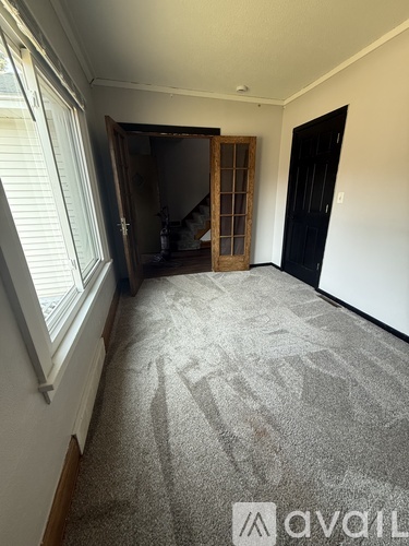 1914 Lawn St 1 Single Family Home for Rent - Photo gallery 5