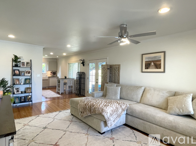 3902 Madeira Way 3 Beds Apartment, Single Family Home for Rent - Photo gallery 4