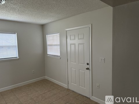 625 Forest Lake Drive 2 Beds Apartment for Rent