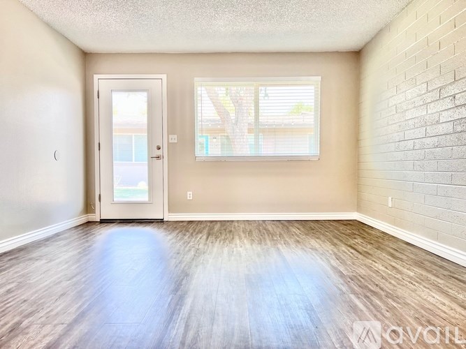 Source URL: https://prod-avail.s3.amazonaws.com/public_images/40493214/listing/IMG_8828.jpg