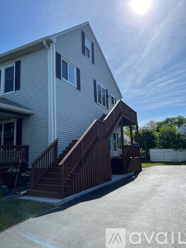 60 Mitton Street 2 Beds Apartment for Rent