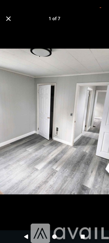 32 Railroad St 4 Beds Single Family Home for Rent - Photo gallery 2