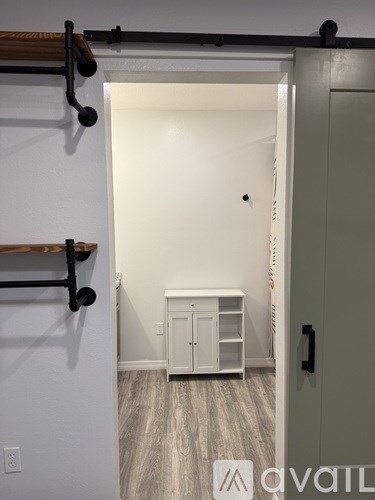 Source URL: https://prod-avail.s3.amazonaws.com/public_images/40496465/listing/IMG_4361.jpeg