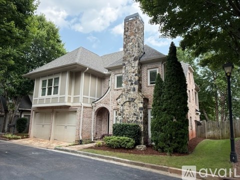 2041 Mendenhll Dr NE 6 Beds Apartment for Rent