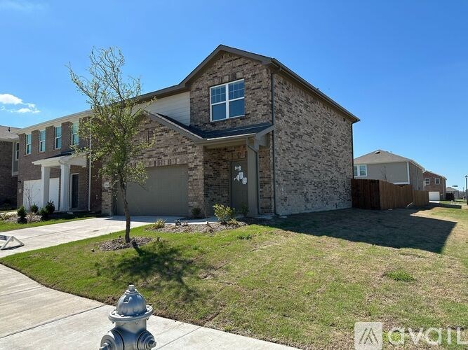 Source URL: https://prod-avail.s3.amazonaws.com/public_images/40493976/listing/2.jpg