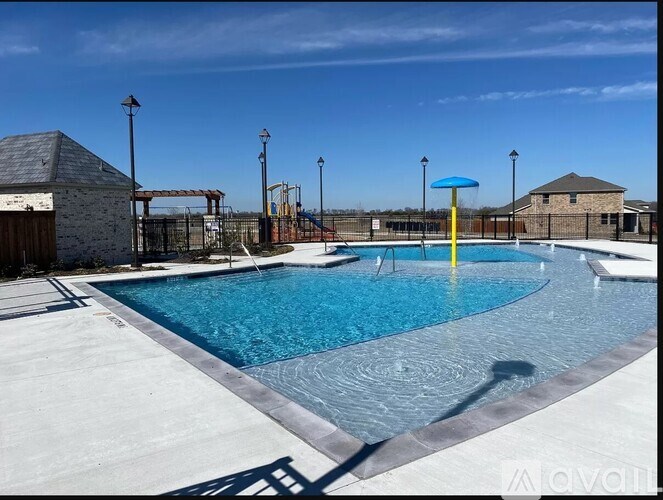 Source URL: https://prod-avail.s3.amazonaws.com/public_images/40493977/listing/41.jpeg