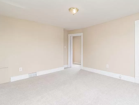 102 Doney St 3 Beds Apartment for Rent