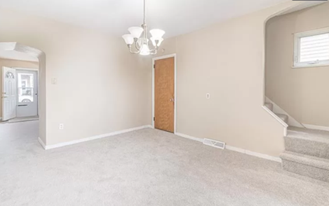 102 Doney St 3 Beds Apartment for Rent