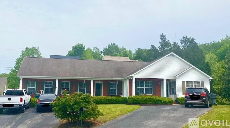 1006 Cambridge Court