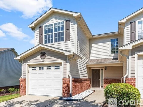 711 Majestic Drive 3 Beds Apartment for Rent
