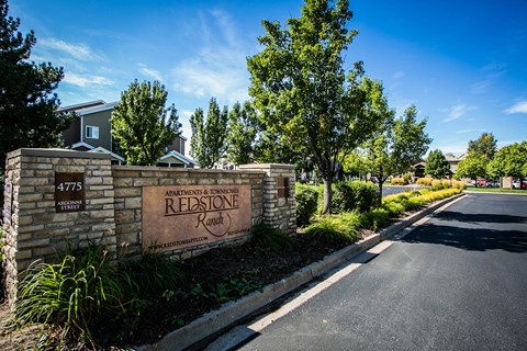 Redstone Ranch Apartments and Townhomes Located in Denver, CO 80249 Denver, CO