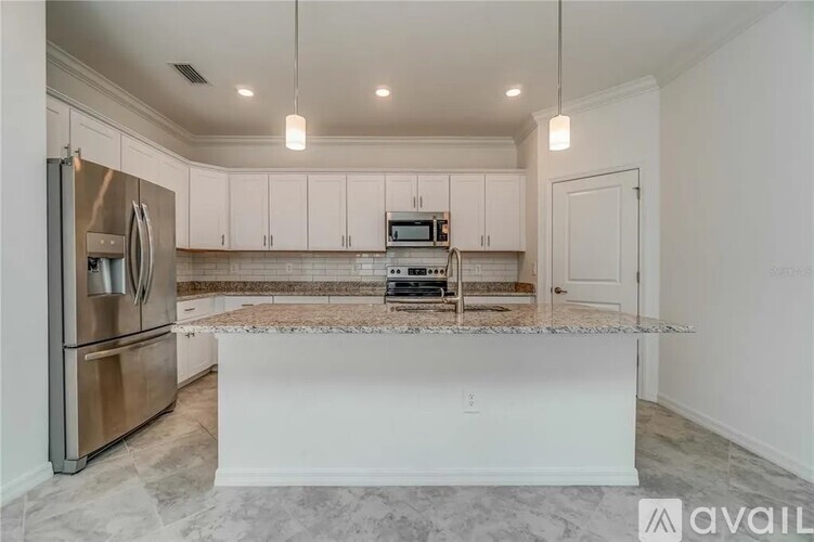 Source URL: https://prod-avail.s3.amazonaws.com/public_images/41720659/listing/Kitchen_2.jpeg