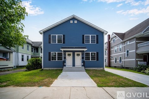 857 Carew Street 3 Beds Apartment for Rent