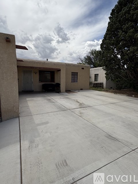 1315 Dartmouth Drive Northeast 2 Beds Apartment for Rent