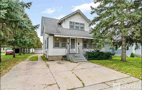 810 Range St 4 Beds Apartment for Rent