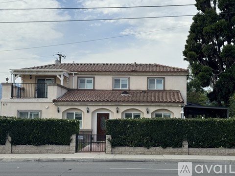 971 W Cypress St 3 Beds Apartment for Rent
