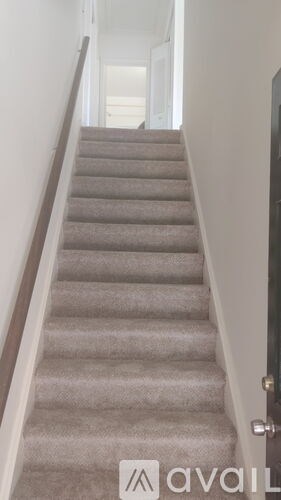 35 East Lakeview Avenue 2 Beds Apartment for Rent