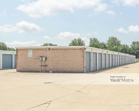 Storage Units for Rent available at 611 West Kenyon Road, Champaign, IL 61820