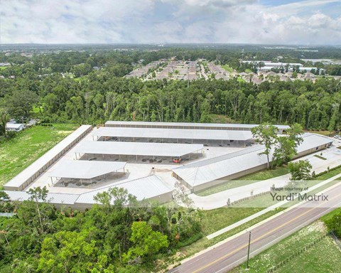 Storage Units for Rent available at 9607 Harney Road, Thonotosassa, FL 33592