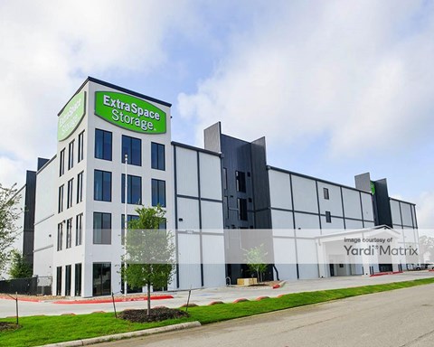 Storage Units for Rent available at 982 Interstate 35 North, New Braunfels, TX 78130