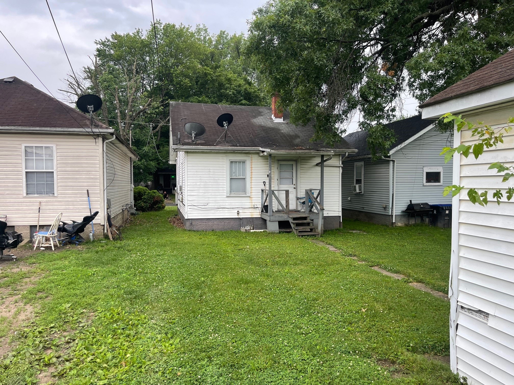 923 Burton Ave. 1 House for Rent - Photo gallery 3