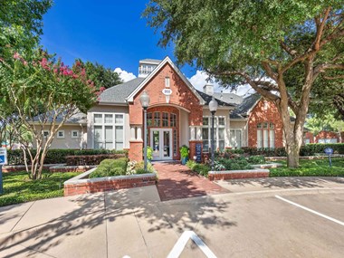 202 Santa Fe Trail 1-2 Beds Apartment for Rent