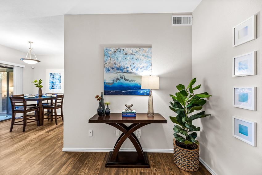 3330 Country Square Dr 1-2 Beds Apartment for Rent - Photo Gallery
