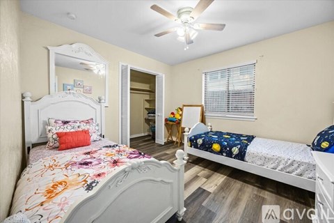 Source URL: https://prod-avail.s3.amazonaws.com/public_images/40569086/listing/31-IMG_9476.jpeg