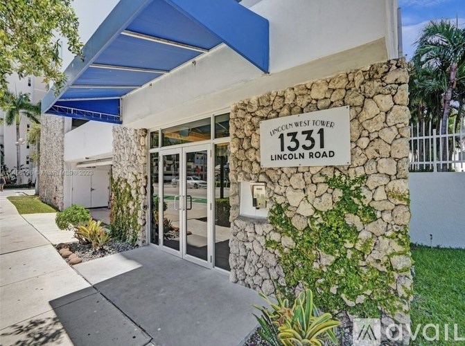 Source URL: https://prod-avail.s3.amazonaws.com/public_images/36837184/listing/IMG_4380.jpeg