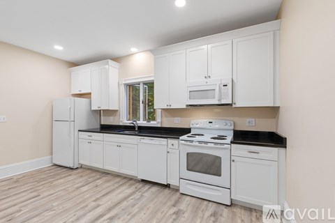 62 Highland Street 4 Beds Apartment for Rent