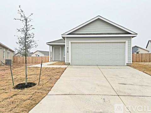 219 Sosie St 3 Beds Apartment for Rent