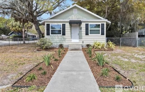 1215 31St St 2 Beds Apartment for Rent