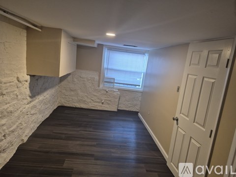 2611 E Fayette St 2 Beds Apartment for Rent