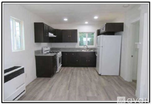 337 W 8Th St 1 Bed Apartment for Rent