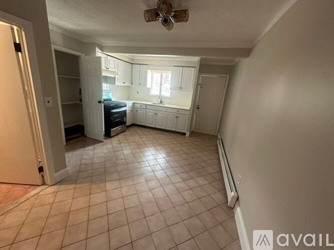 544 Franklin St 2 Beds Apartment for Rent