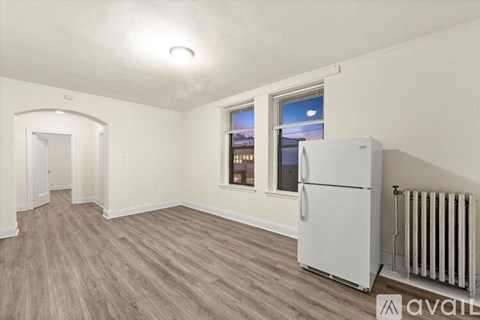 2779 N Milwaukee Ave 1 Apartment for Rent