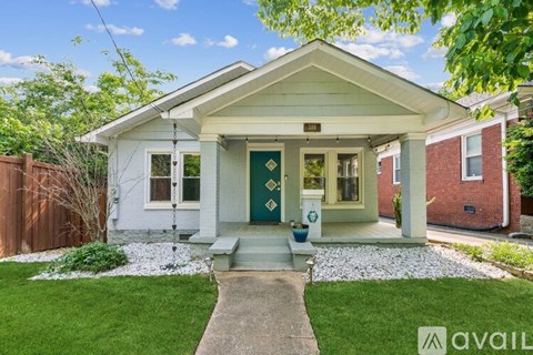 308 Mcpherson Place Southeast 3 Beds Apartment for Rent