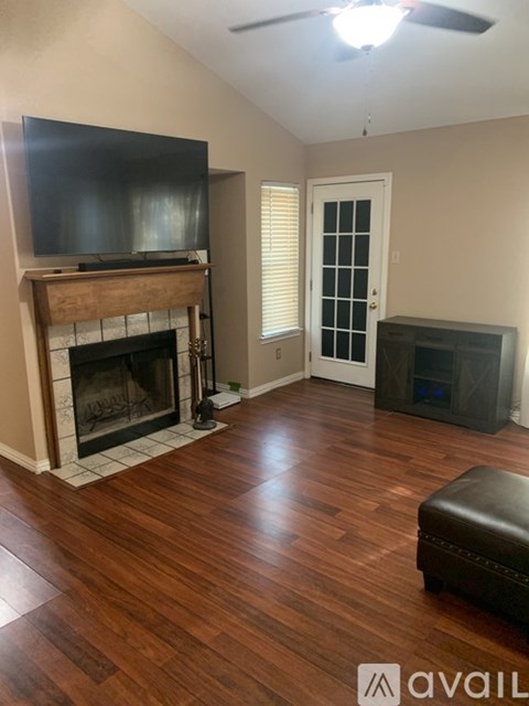 1107 Colbert Ln 3 Beds Apartment for Rent