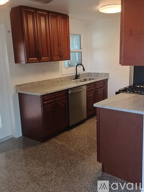 9098 Southern Comfort Drive 3 Beds Apartment for Rent