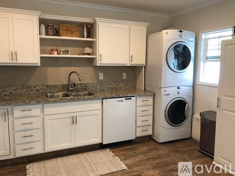 204 Indianapolis Ave 2 Beds Apartment for Rent